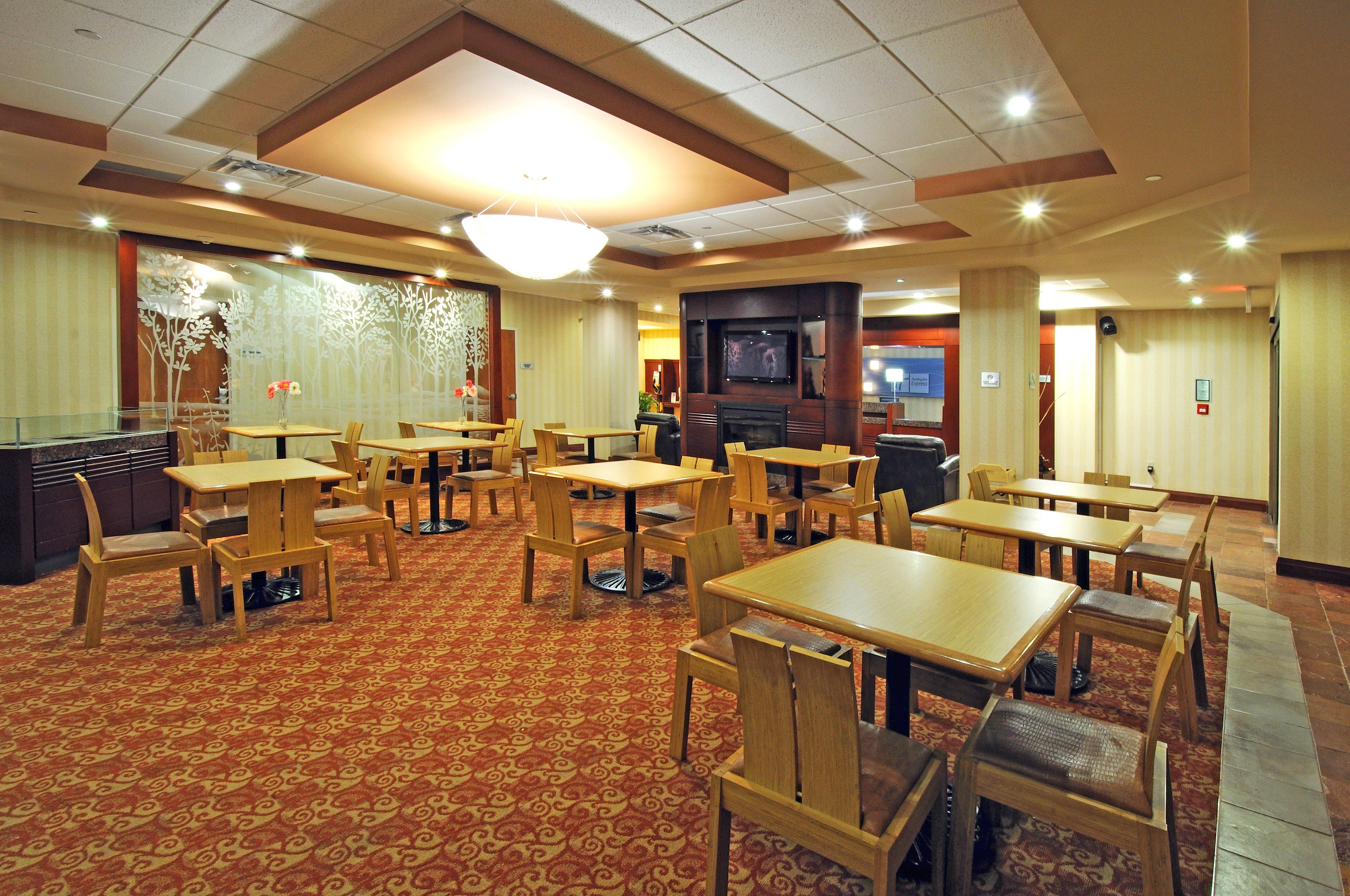 Holiday Inn Express Brampton By Ihg Exterior foto